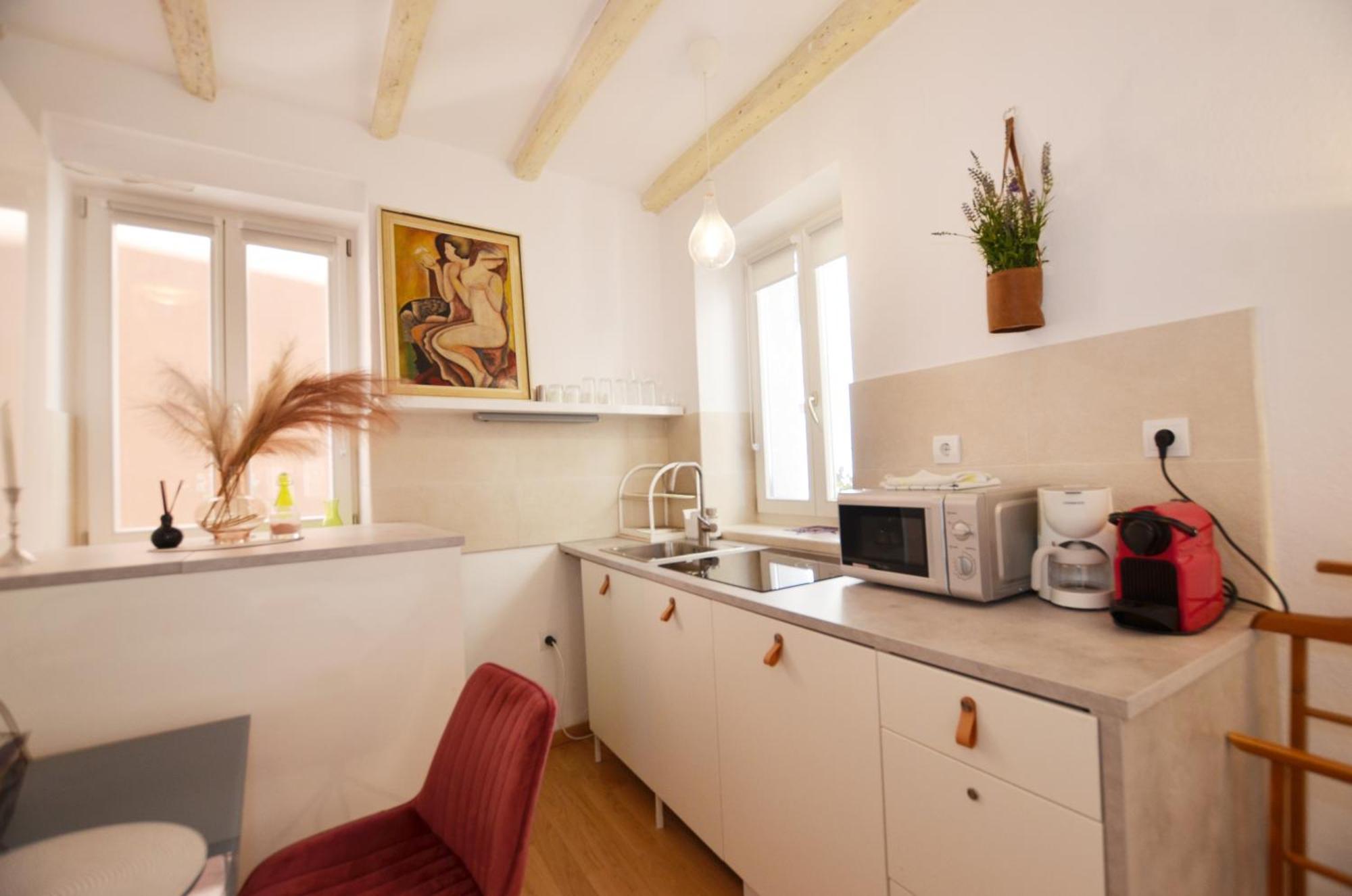 Apartments Lavanda And Oliva Rovinj Exterior photo